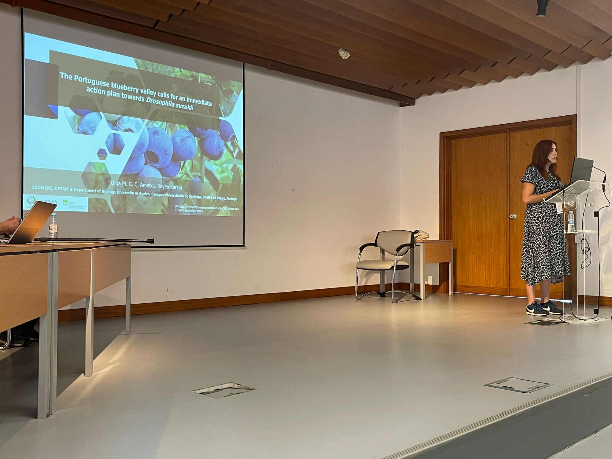 Olga Ameixa (CESAM/DBIO) na Conferência Internacional sobre os Benefícios e Riscos dos Agentes Exóticos de Controlo Biológico