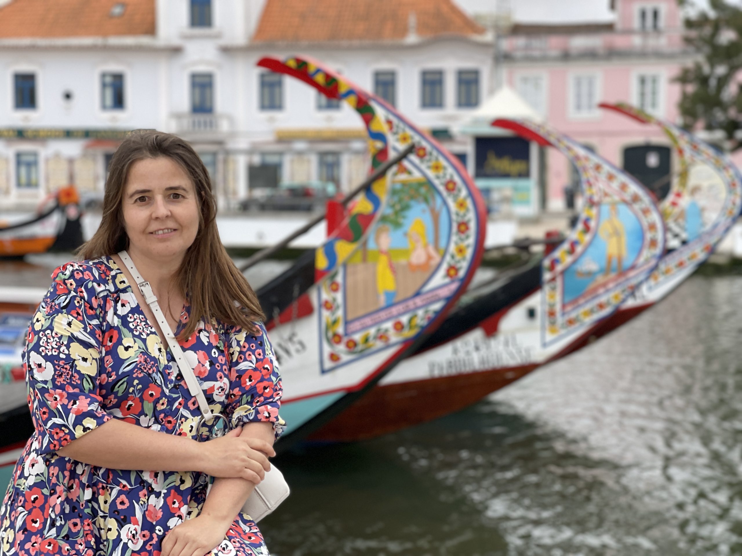 Investigadora do CESAM/DBIO Seila Díaz, coautora de um artigo publicado na prestigiada revista Nature Cancer sobre a genómica dos cancros transmissíveis no berbigão